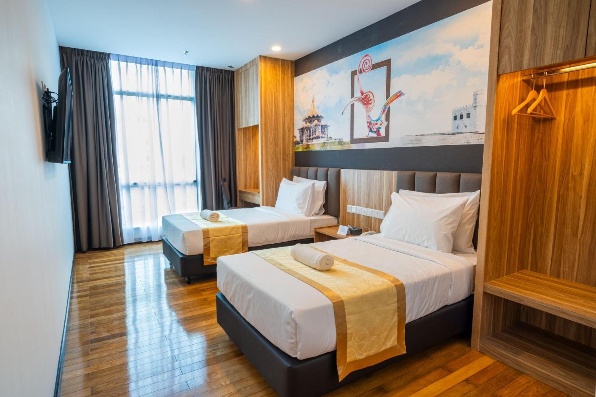 City Rise Hotel Miri Buitenkant foto